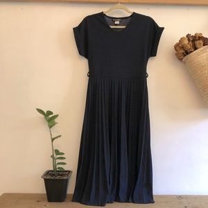 Elizabeth & Nicole Navy Blue pleated Dress